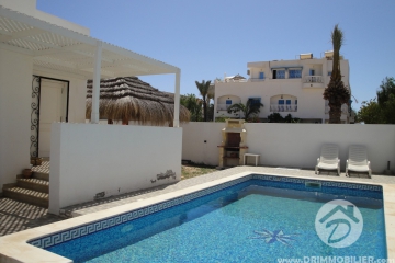 L 51 -                            بيع
                           Villa avec piscine Djerba